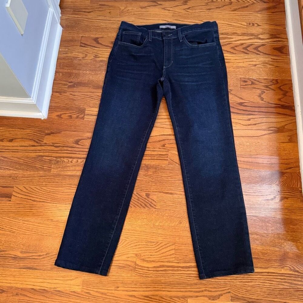 Joes Jeans Axton Classic Dark Wash Jeans. Size 33.